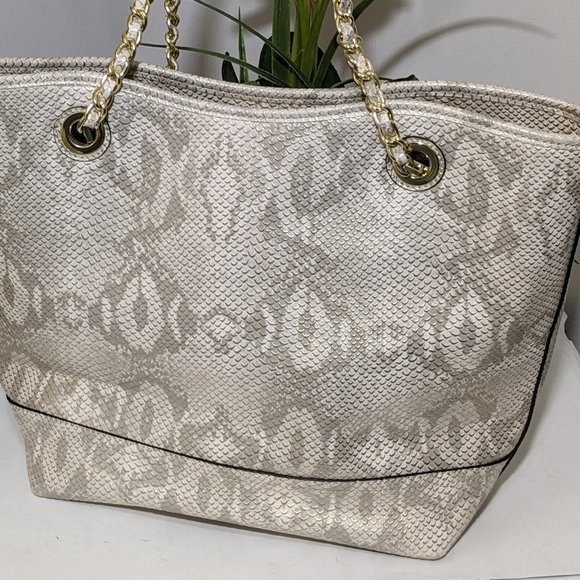 Anne Klein Shoulder Bag Purse, Off White, Snake Skin Look Gold Accents - Picture 3 of 13